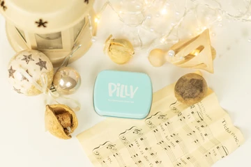 Egyszínű vitamin- és gyógyszeradagoló, türkiz, kettes kiosztású